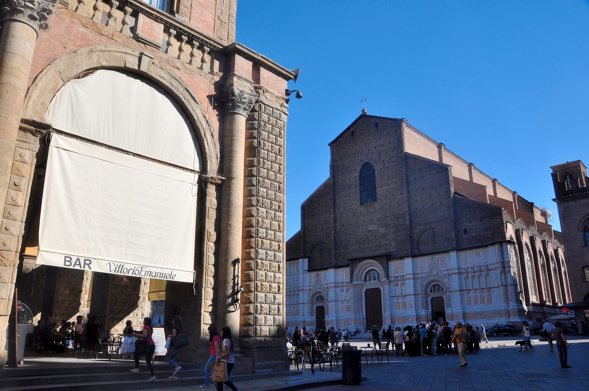Bologna (Photo license: CC BY 2.0)